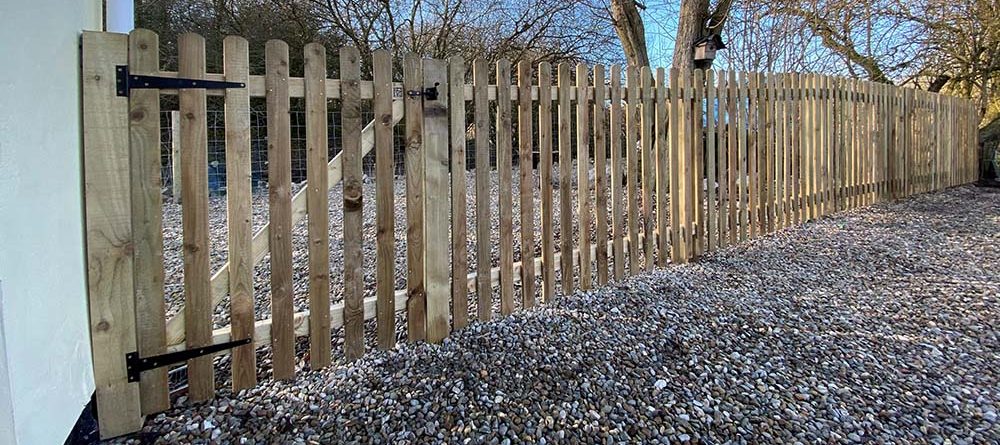 Garden Fencing Installation Wallasey